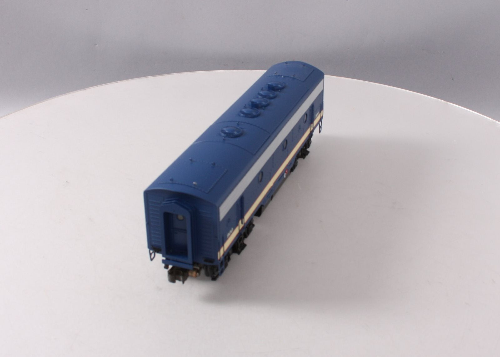 Lionel 6-34697 Louisville & Nashville F7 B-Unit Powered Diesel Locomotive #900