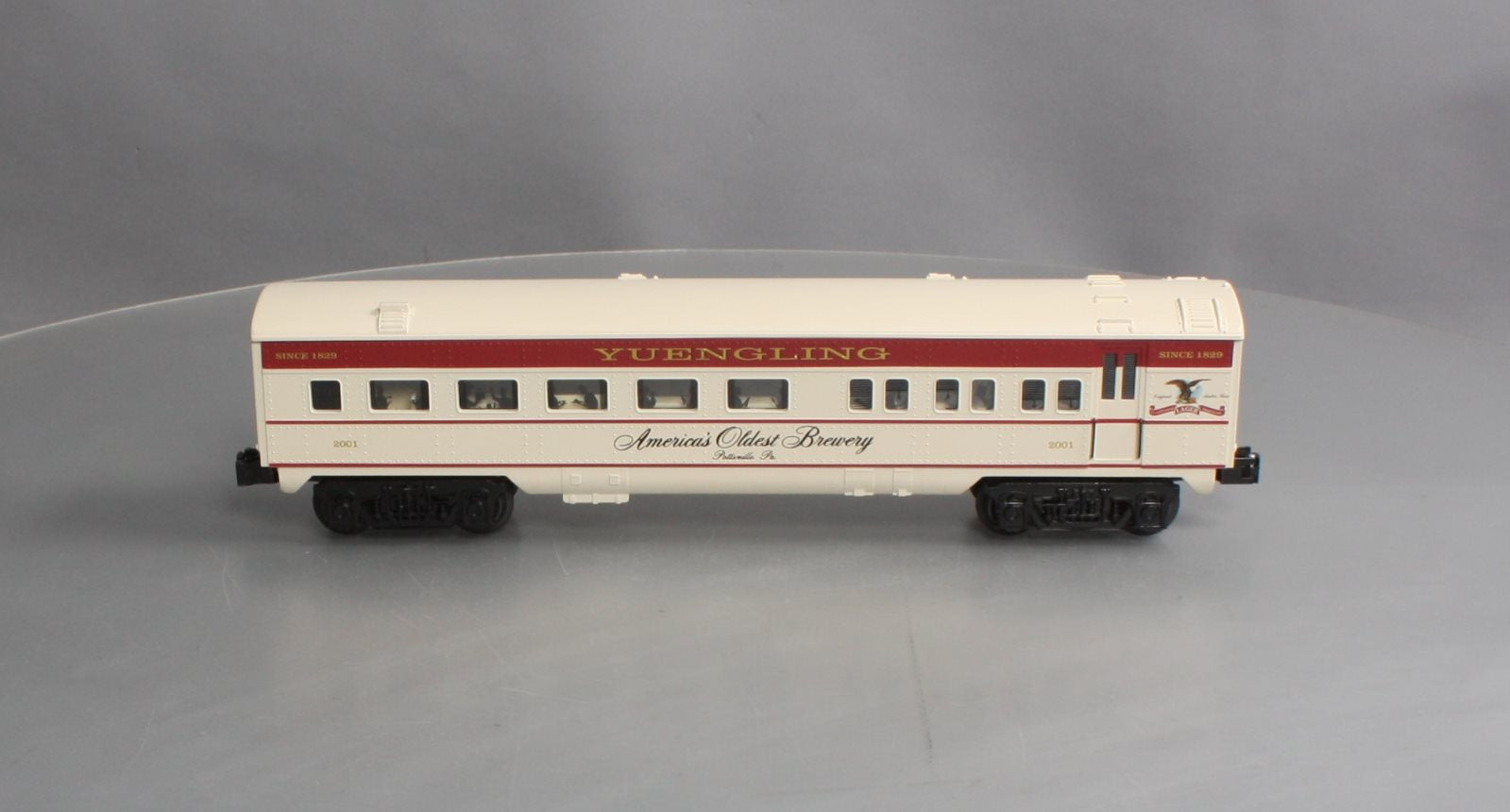 K-Line K4598-2001 O Yuengling Traditional Lager Streamliner Diner Car #2001 LN/Box