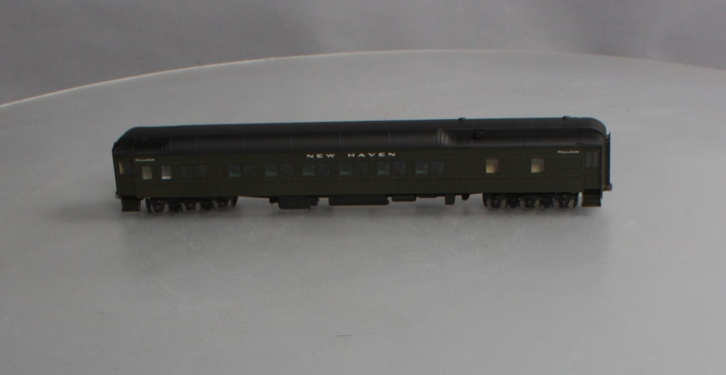 Walthers 932-10017 HO New Haven Pullman Heavyweight 12-1 Passenger Car LN/Box