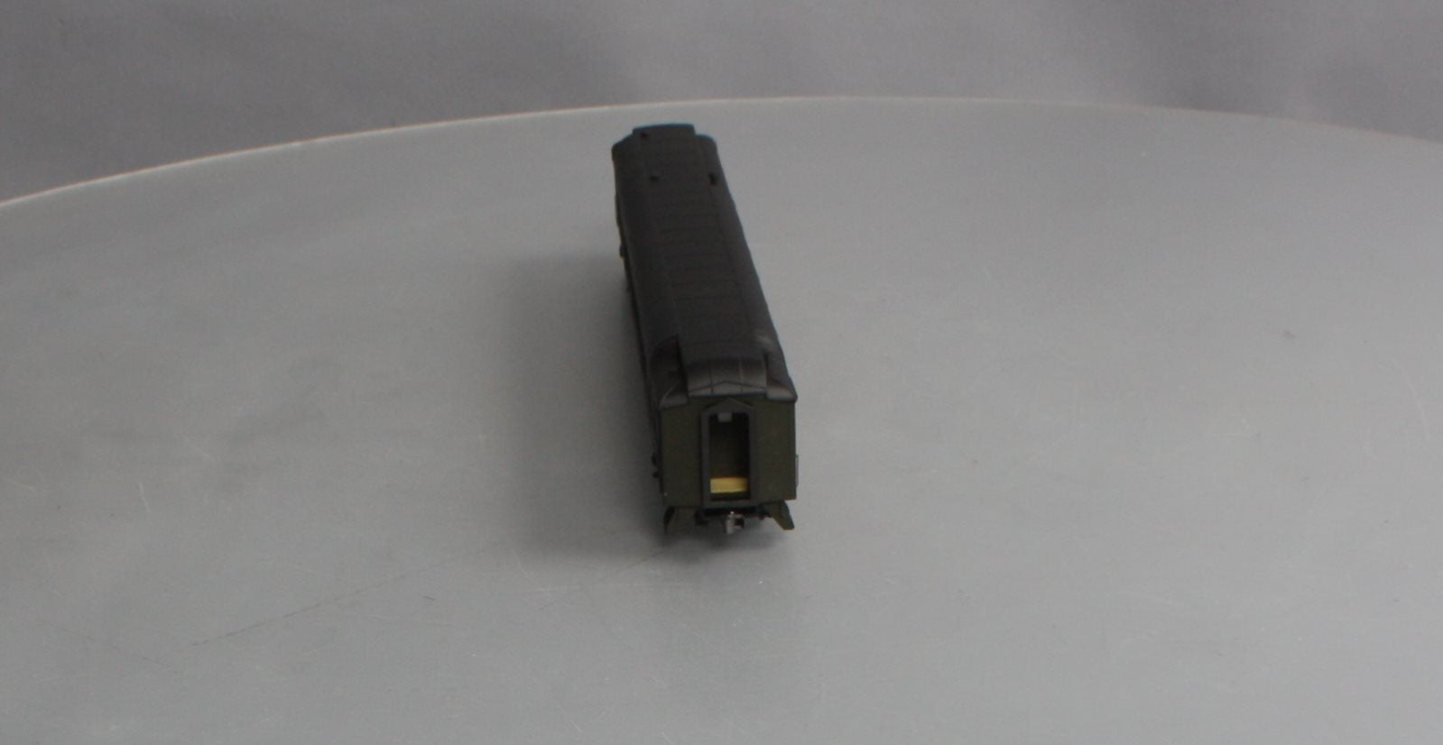 Walthers 932-10017 HO New Haven Pullman Heavyweight 12-1 Passenger Car LN/Box