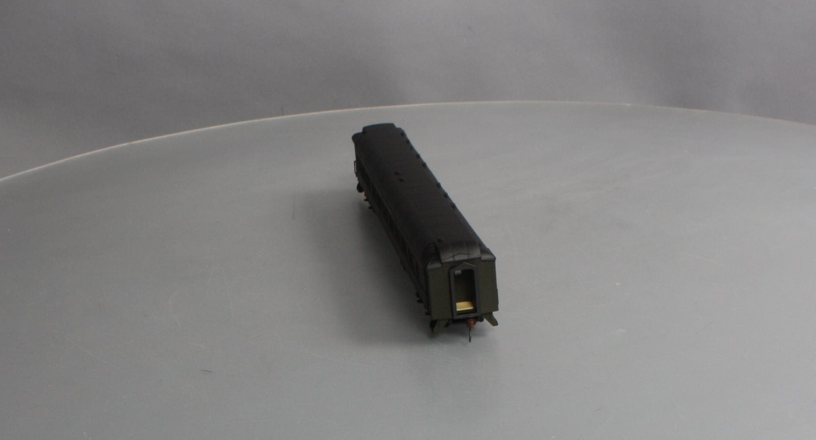Walthers 932-10267 HO New Haven Pullman Heavyweight 3-2 Lounge-Observation Car LN/Box