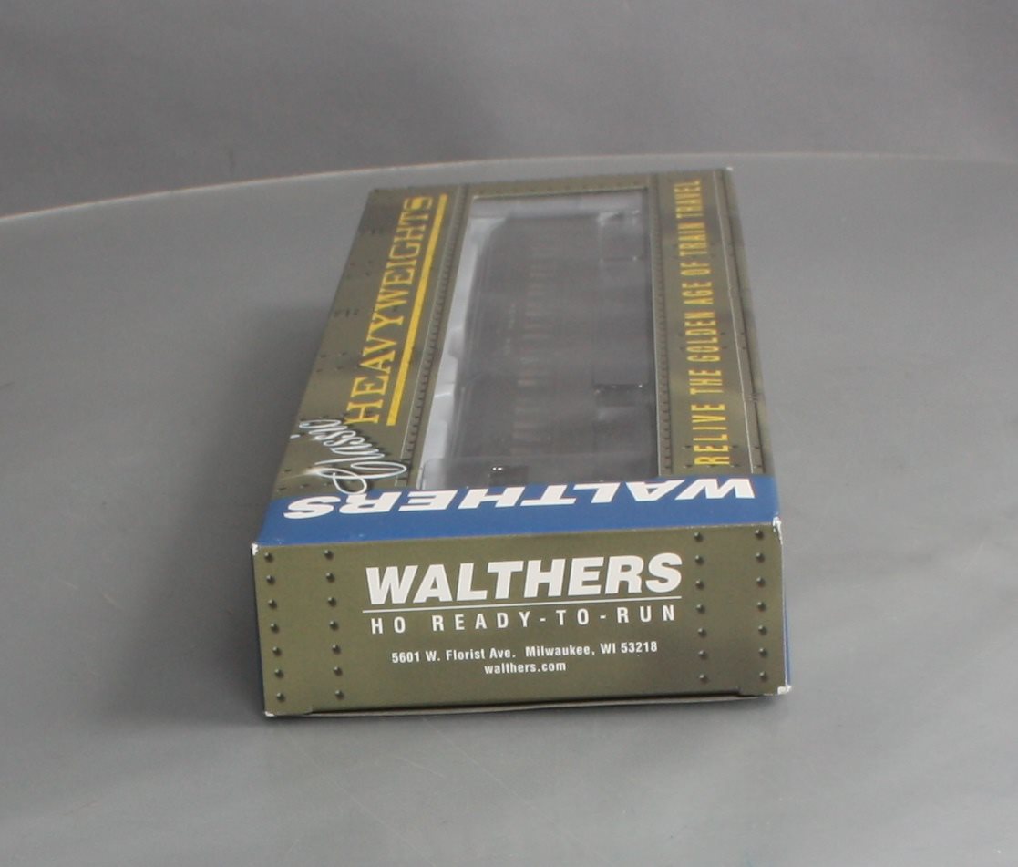 Walthers 932-10267 HO New Haven Pullman Heavyweight 3-2 Lounge-Observation Car LN/Box