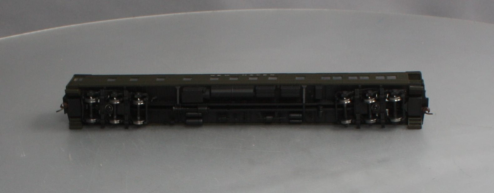 Walthers 932-10267 HO New Haven Pullman Heavyweight 3-2 Lounge-Observation Car LN/Box