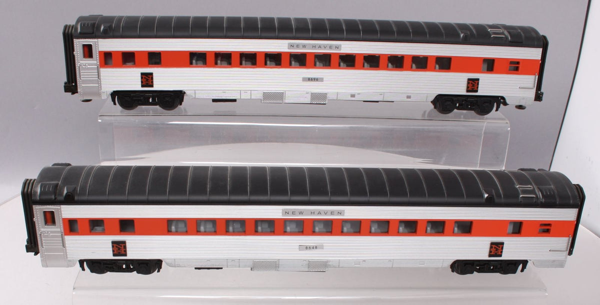 MTH 20-2197B O Gauge New Haven 70' ABS Ribbed Streamlined Coach Set (Set of 2) EX/Box