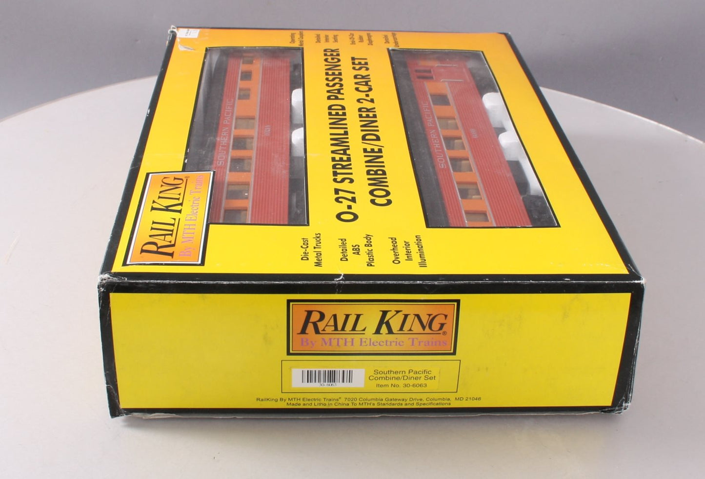 MTH 30-6063 O Southern Pacific O-27 Streamlined Combo/Diner Set (Set of 2) NIB