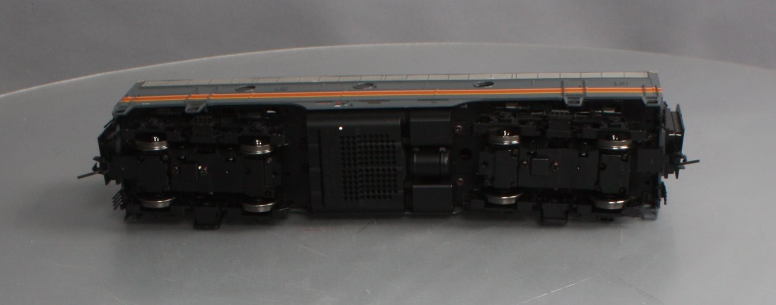 Atlas 30124022 O Milwaukee Road Powered F7B Diesel Locomotive #89B [2 Rail] LN/Box