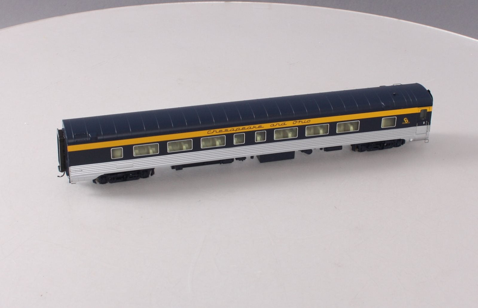 Walthers 920-9371 HO C&O 'Pere Marquette' 85' Pullman Standard Coach Car LN/Box