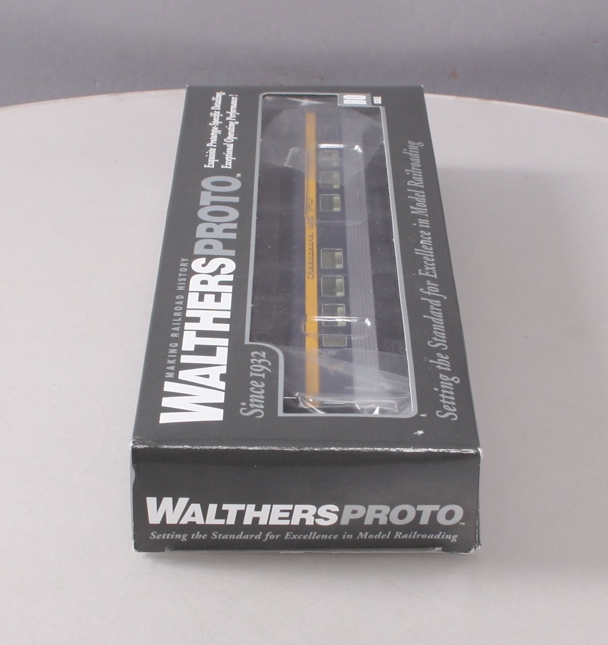 Walthers 920-9371 HO C&O 'Pere Marquette' 85' Pullman Standard Coach Car LN/Box