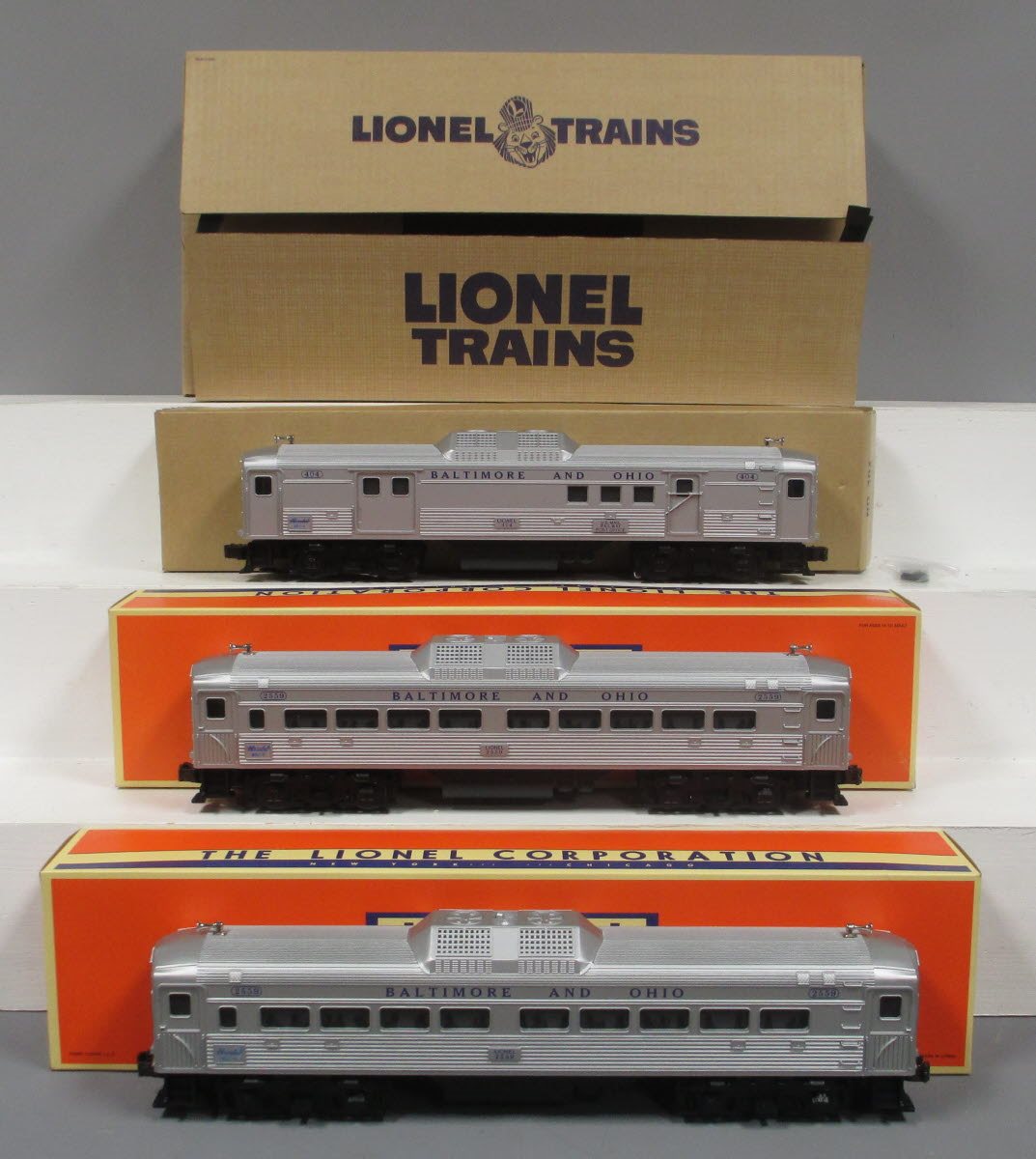 Lionel 6-38311 O Gauge 2276W Budd RDC Commuter Train Set NIB