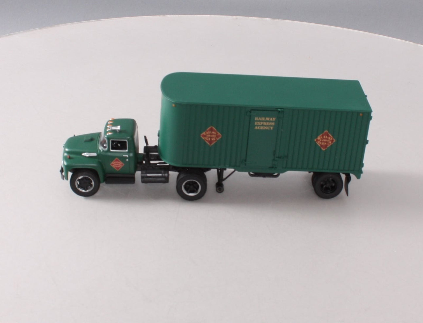 Lionel 6-37850 O REA Tractor-Trailer