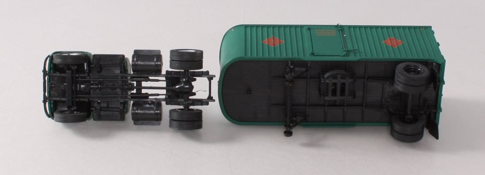 Lionel 6-37850 O REA Tractor-Trailer
