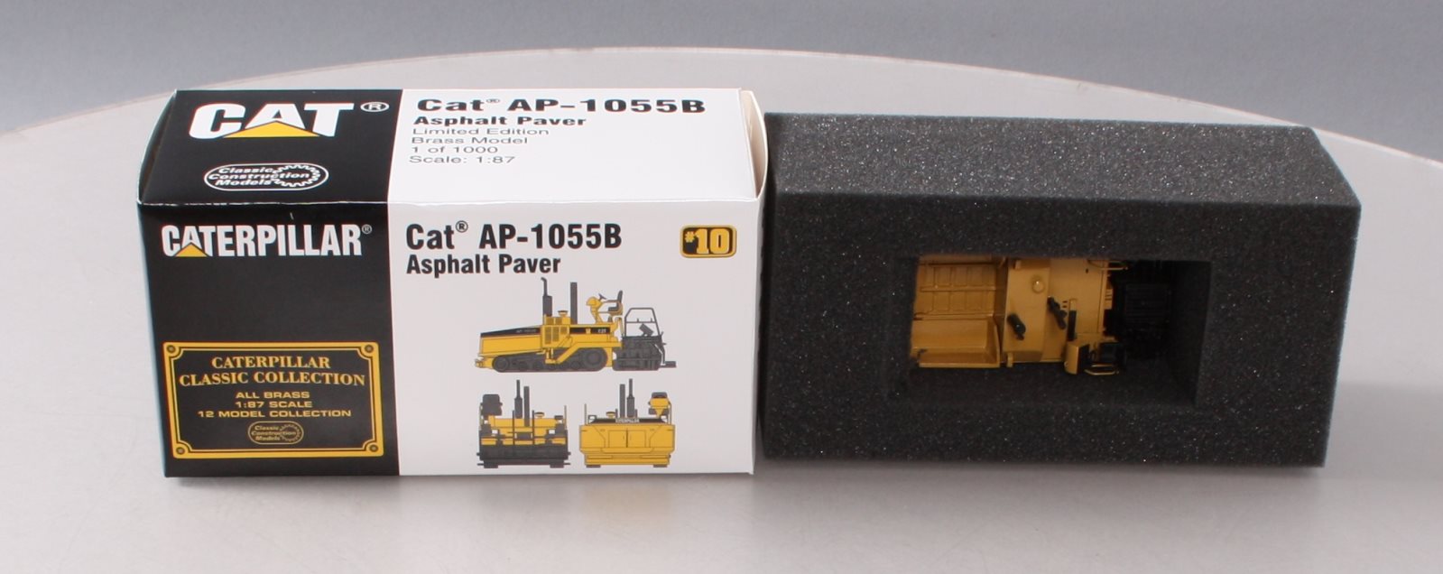 Classic Construction Models BRASS 1:87 Scale Caterpillar AP-1055B Asphalt Paver LN/Box