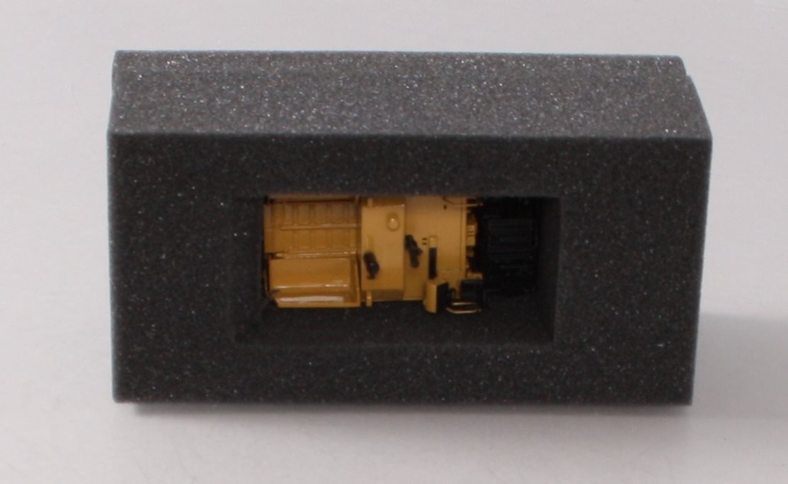 Classic Construction Models BRASS 1:87 Scale Caterpillar AP-1055B Asphalt Paver LN/Box