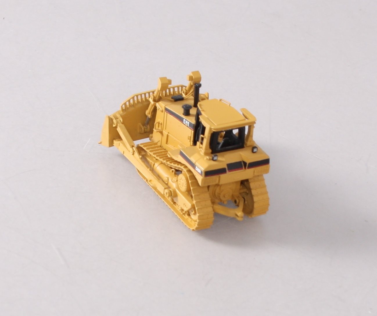 Classic Construction Models BRASS 1:87 Scale Caterpillar D8R Track-Type Tractor LN/Box