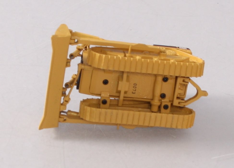 Classic Construction Models BRASS 1:87 Scale Caterpillar D8R Track-Type Tractor LN/Box