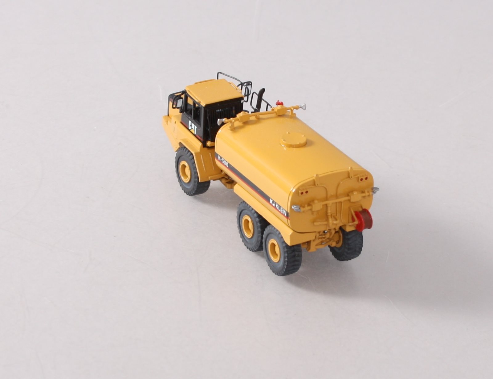 CCM BRASS 1:87 CAT D250E II Articulated Truck NIB