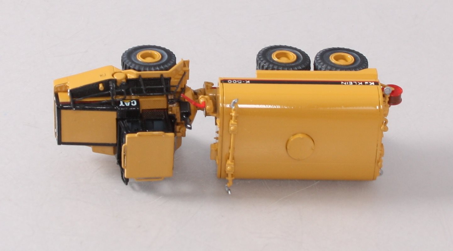 CCM BRASS 1:87 Scale Diecast CAT D250E II Articulated Truck LN/Box