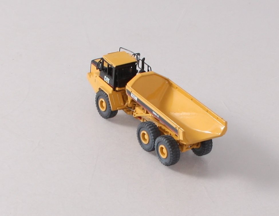 Classic Construction Models BRASS 1:87 Scale CAT D250E II Articulated Truck LN/Box