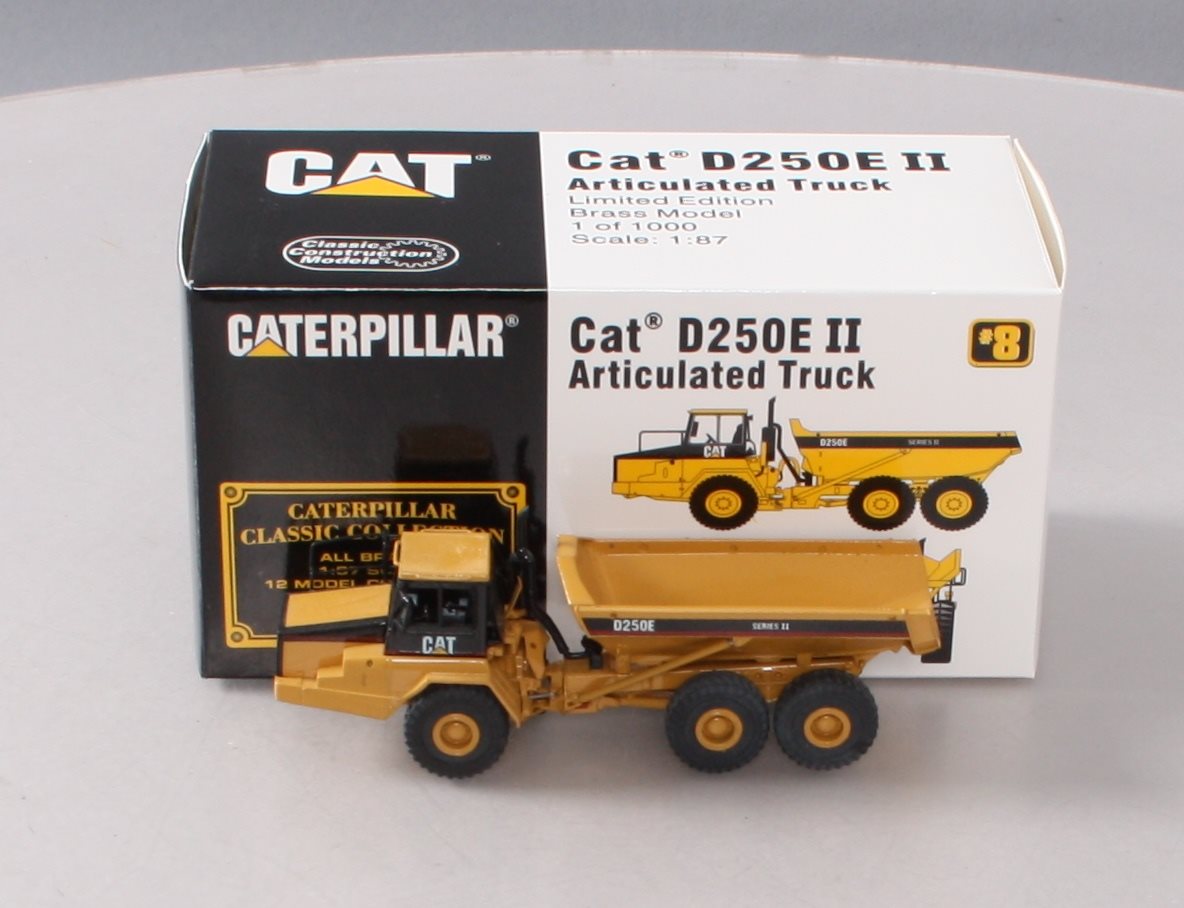 Classic Construction Models BRASS 1:87 Scale CAT D250E II Articulated Truck LN/Box