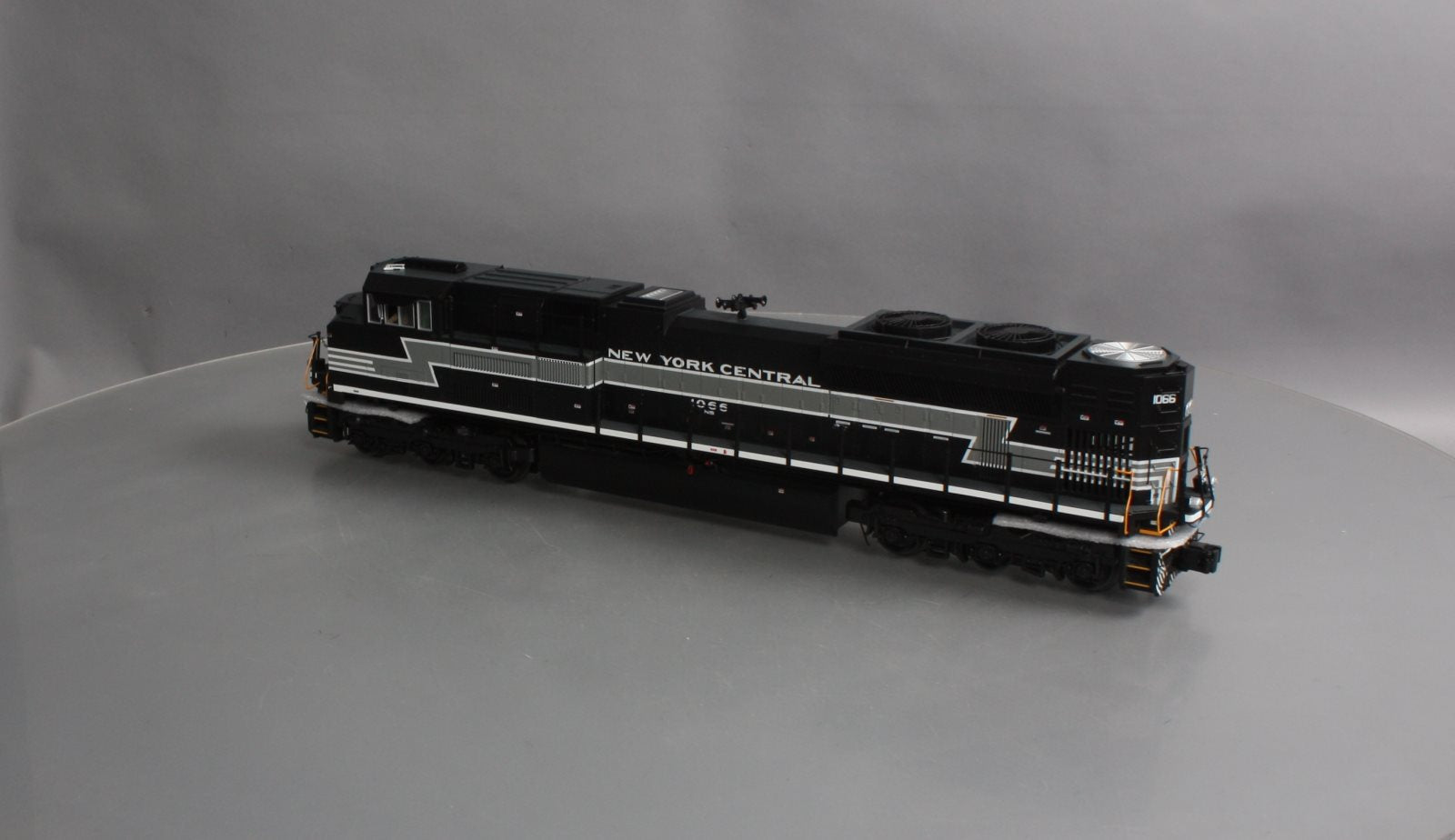 MTH 20-20274-1 New York Central SD70ACe Diesel Engine w/ PS3 #1066