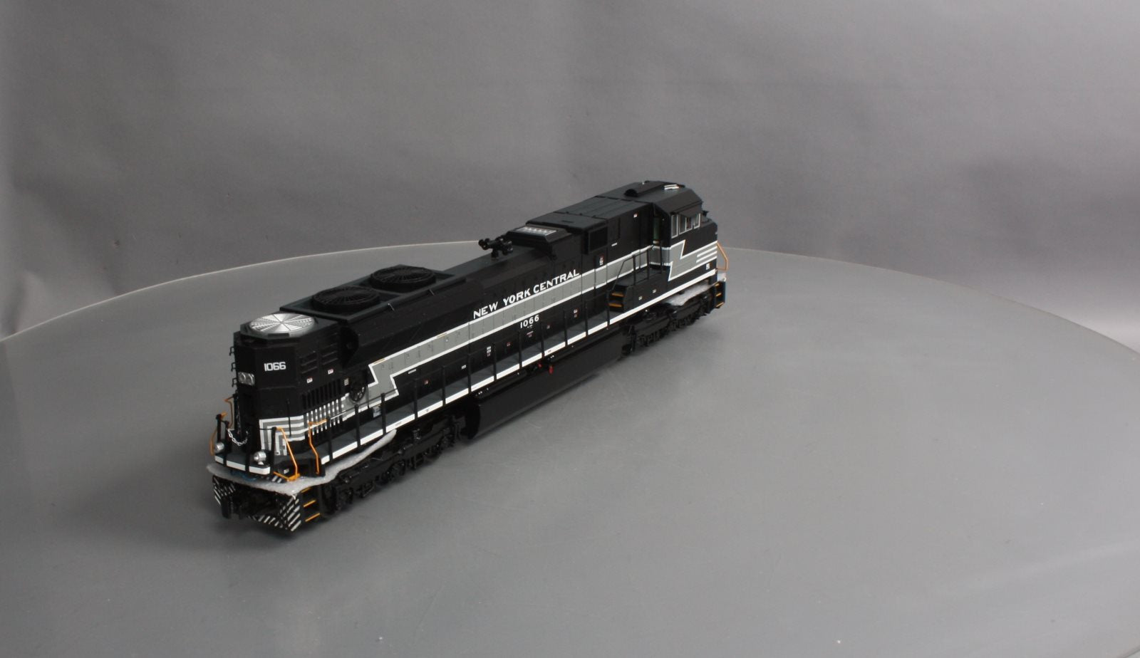 MTH 20-20274-1 New York Central SD70ACe Diesel Engine w/ PS3 #1066