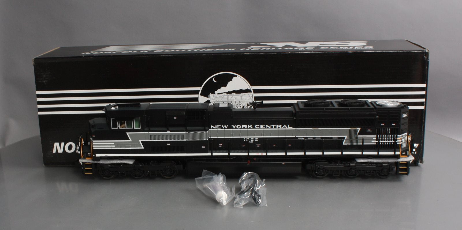 MTH 20-20274-1 New York Central SD70ACe Diesel Engine w/ PS3 #1066