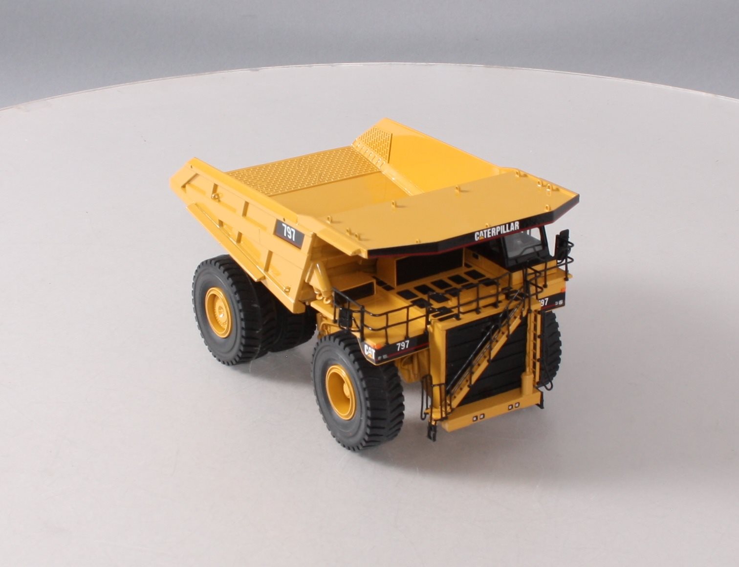 CCM 797 1:87 Scale Brass CAT Mining Truck LN/Box