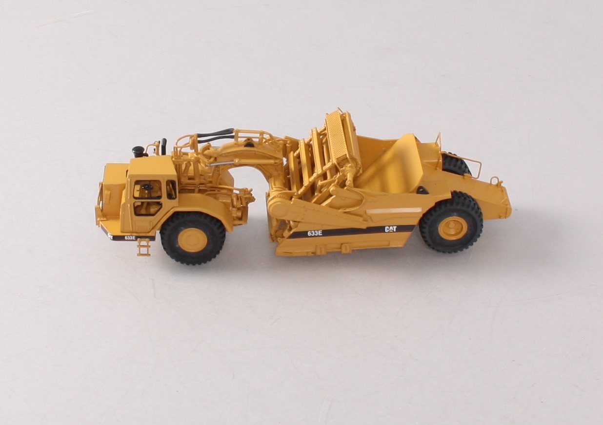 Classic Construction Models BRASS 1:87 Scale Caterpillar 633E Scraper LN/Box