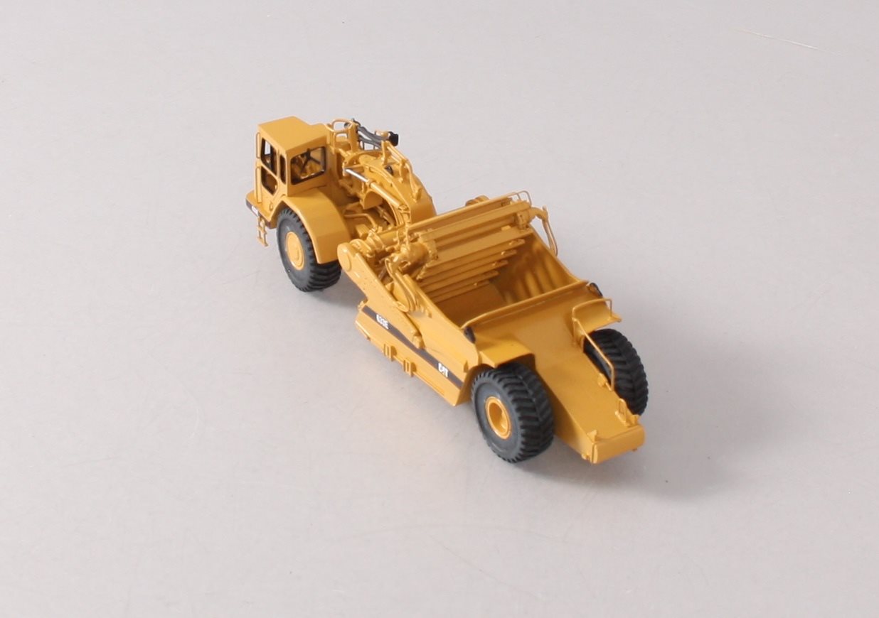 Classic Construction Models BRASS 1:87 Scale Caterpillar 633E Scraper LN/Box