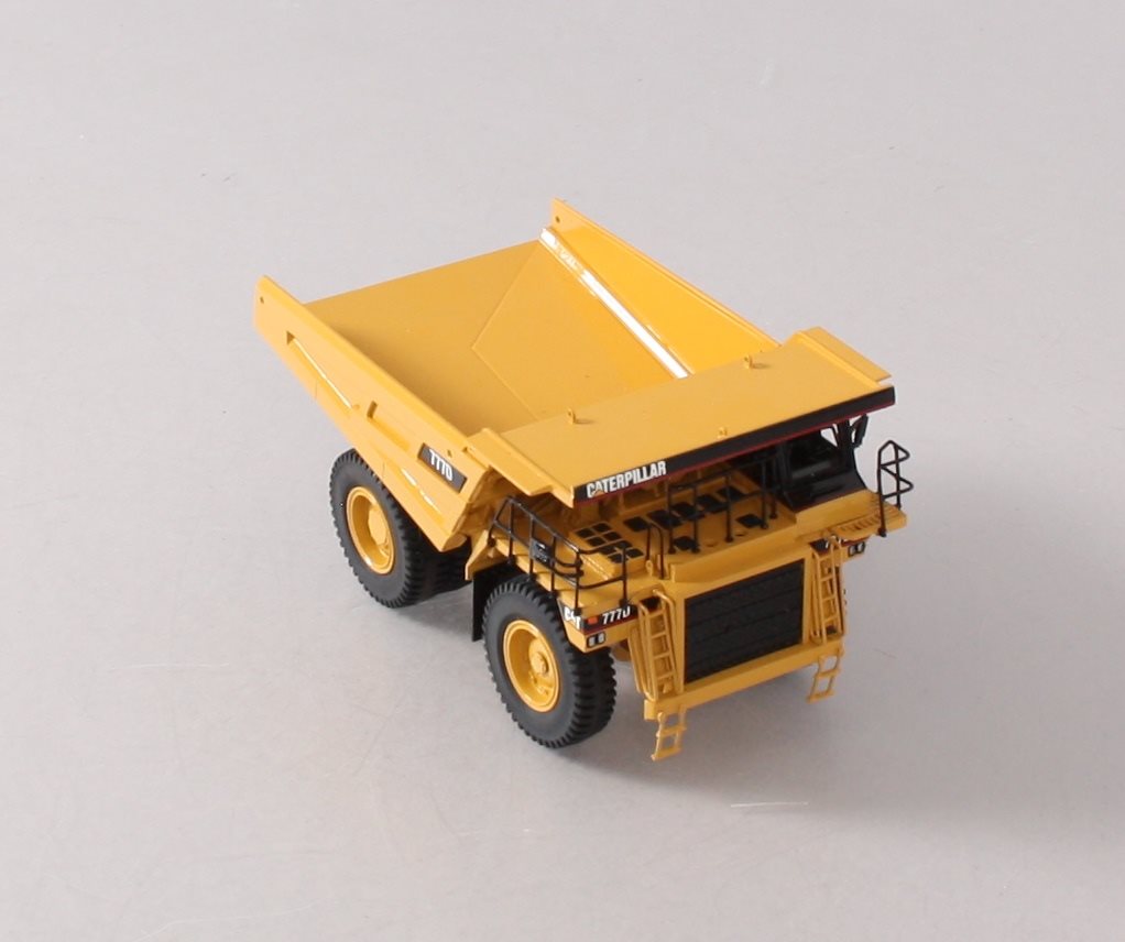 Classic Construction Models BRASS 1:87 Scale Caterpillar 777D Off-Highway Truck LN/Box