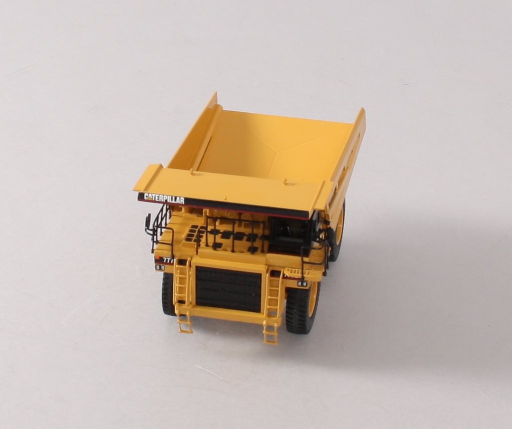 Classic Construction Models BRASS 1:87 Scale Caterpillar 777D Off-Highway Truck LN/Box