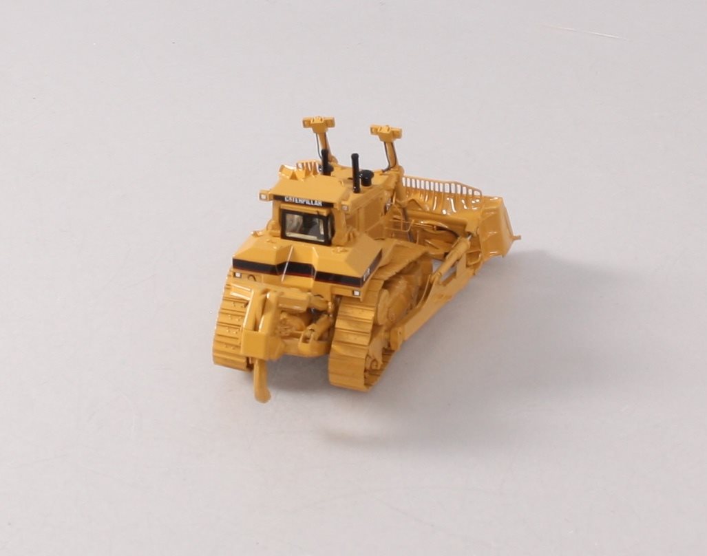 Classic Construction Models BRASS 1:87 Scale CAT D11R Track Type Tractor NIB