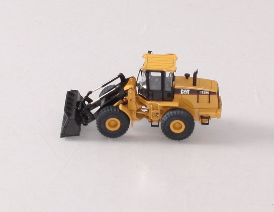 Classic Construction Models BRASS 1:87 Scale CAT IT28G Integrated Toolcarrier LN/Box