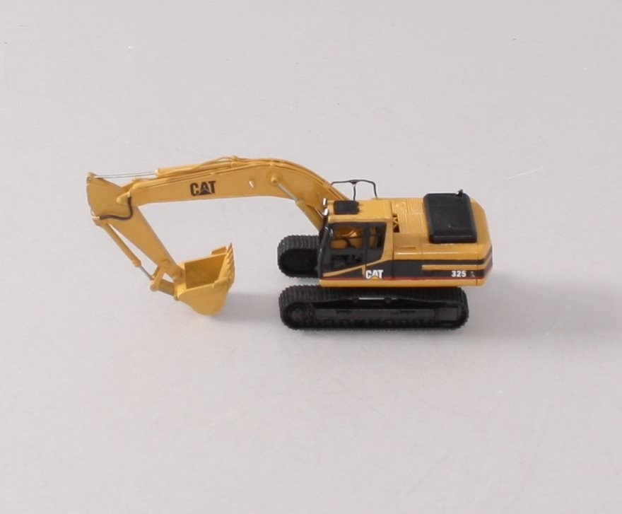 Classic Construction Models BRASS 1:87 Scale Caterpillar 325 L Excavator NIB