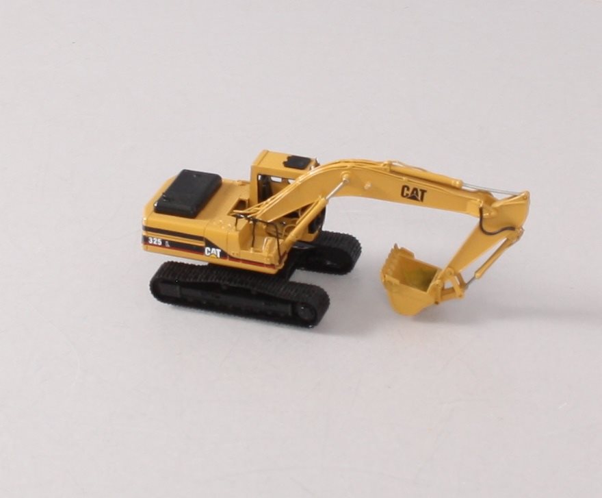 Classic Construction Models BRASS 1:87 Scale Caterpillar 325 L Excavator NIB