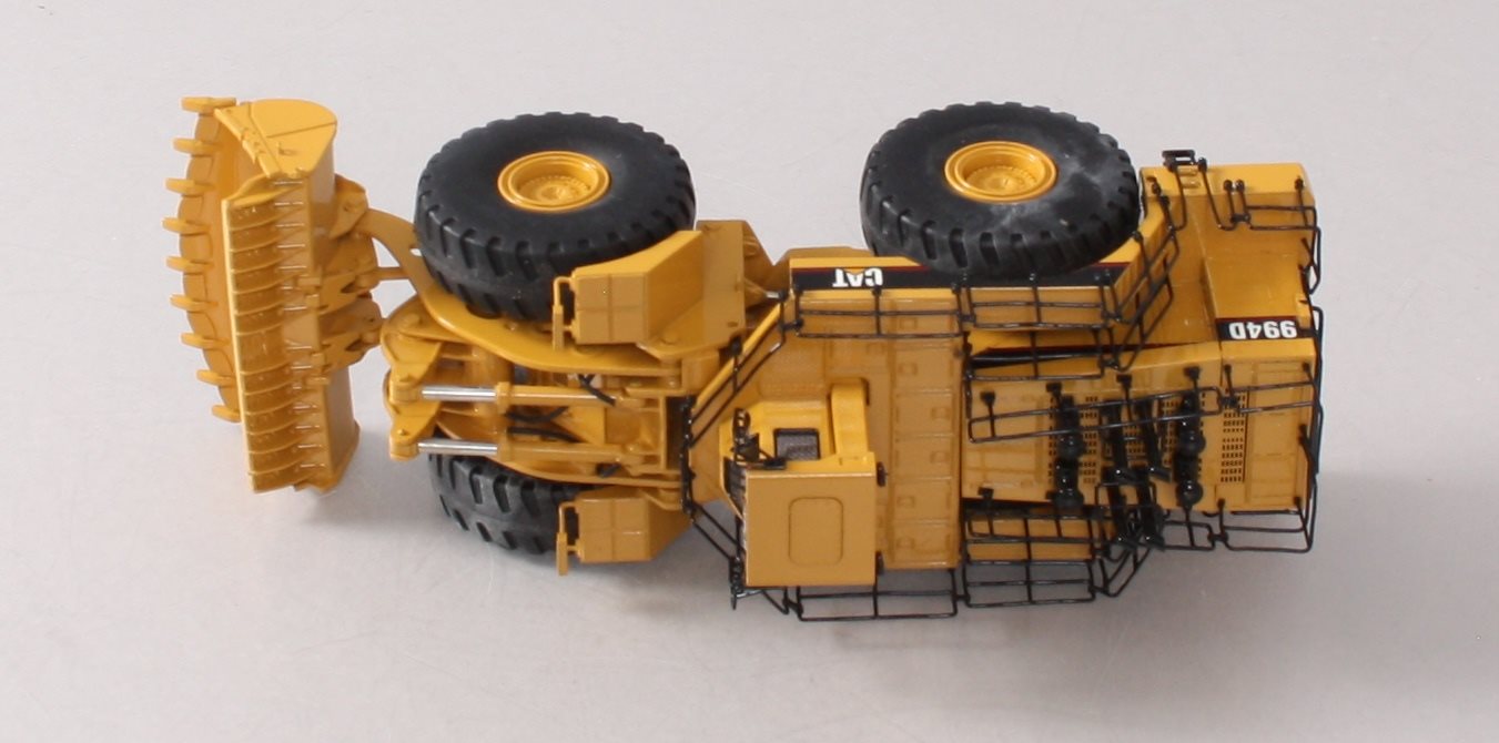 CCM 1:87 Scale BRASS CAT 994D Wheel Loader NIB