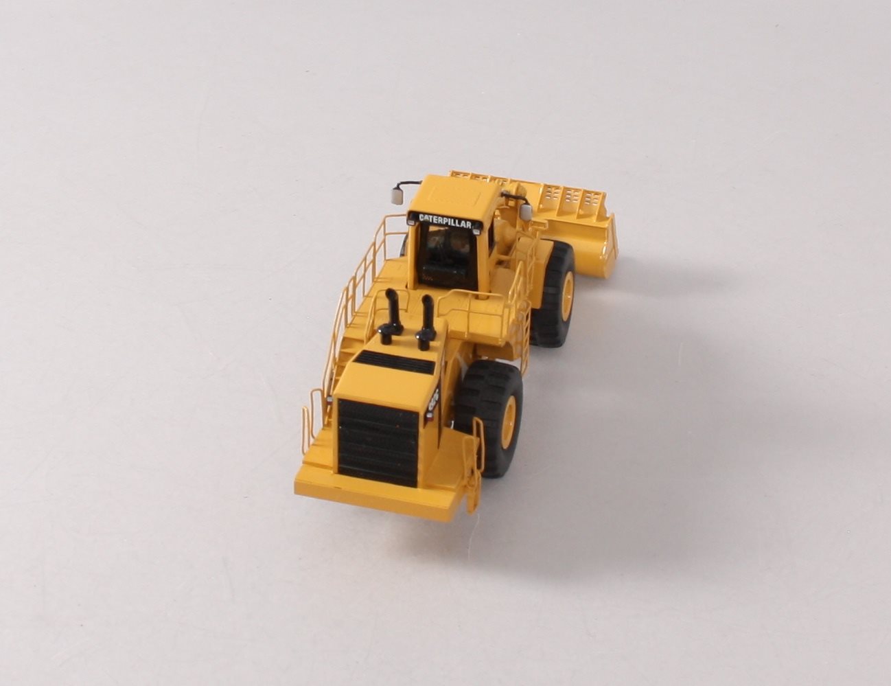 Classic Construction Models BRASS 1:87 Scale Caterpillar 992G Wheel Loader LN/Box