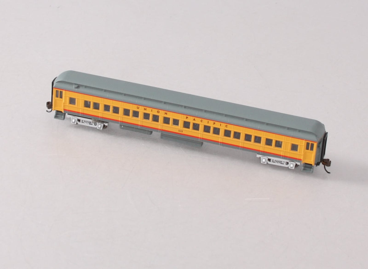 Bachmann 13755 N Union Pacific 72' Heavyweight Coach with Lighted Interior LN/Box