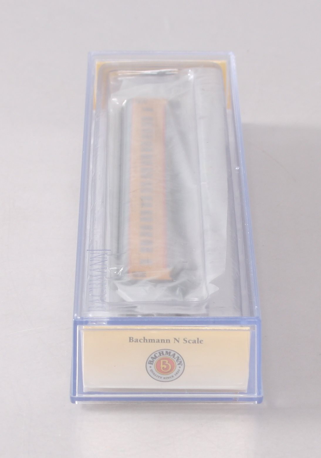 Bachmann 13755 N Union Pacific 72' Heavyweight Coach with Lighted Interior LN/Box