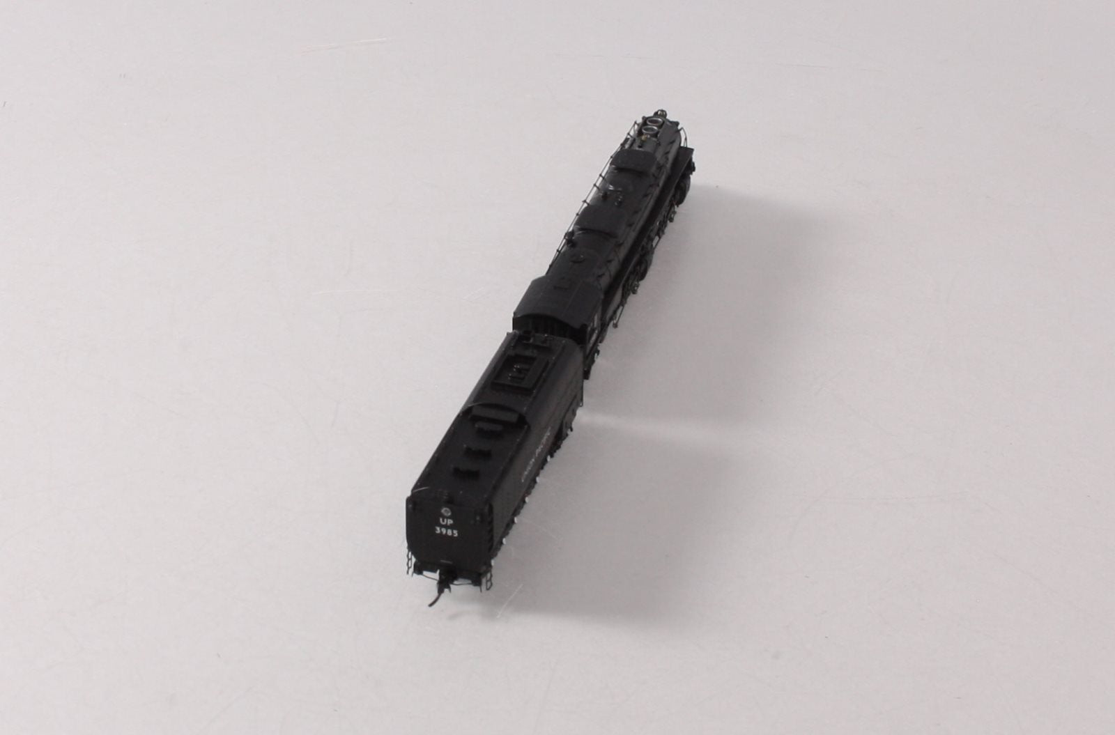 Athearn 11802 N Union Pacific 4-6-6-4 Steam Loco & Tender w/ DCC & Sound #3985