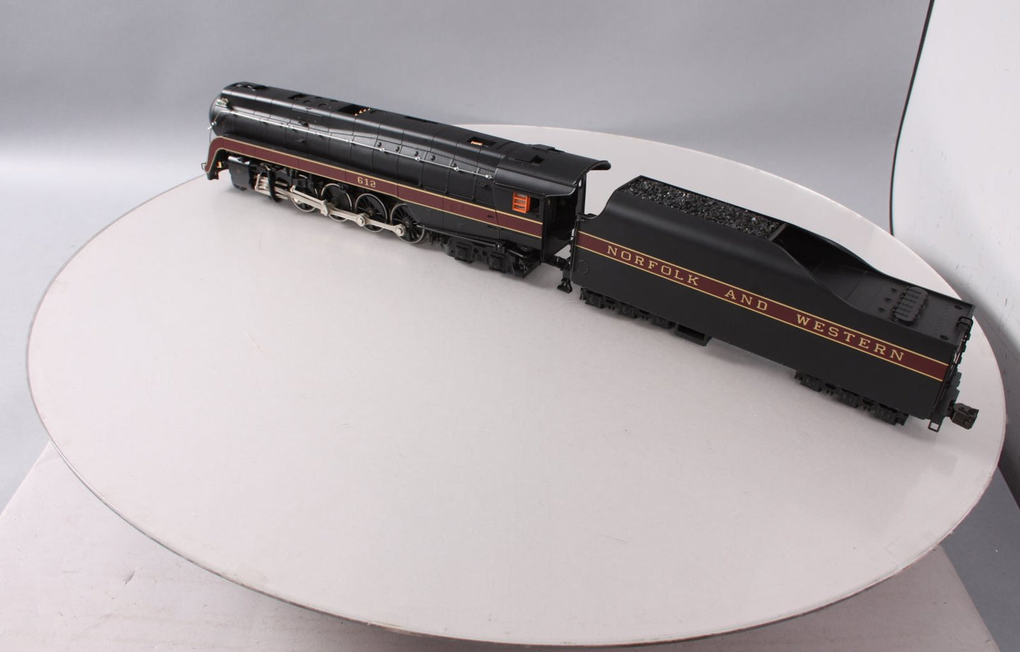 Lionel 6-11414 O Norfolk & Western J-Class 4-8-4 Legacy Steam Loco & Tender #612