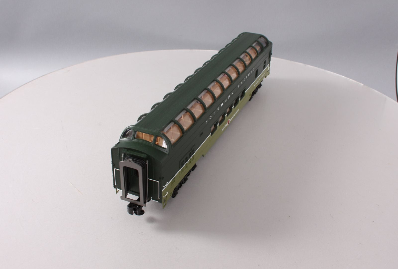 MTH 20-67238 O Gauge Northern Pacific 70' Full Vista Dome Passenger Car