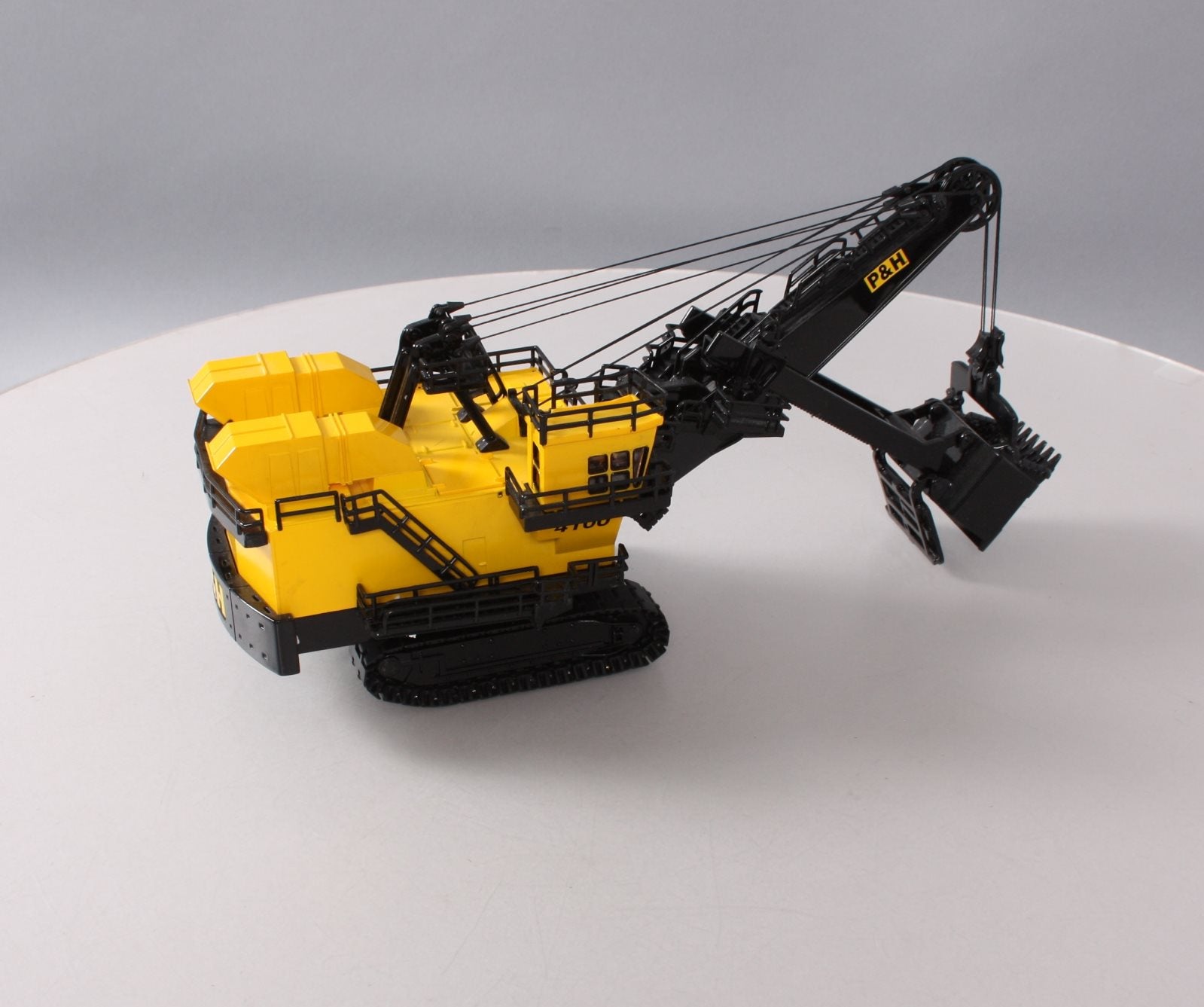 Brookfield Collecttors Guild 1:87 Scale P&H Model 4100 Electric Mining Shovel NIB