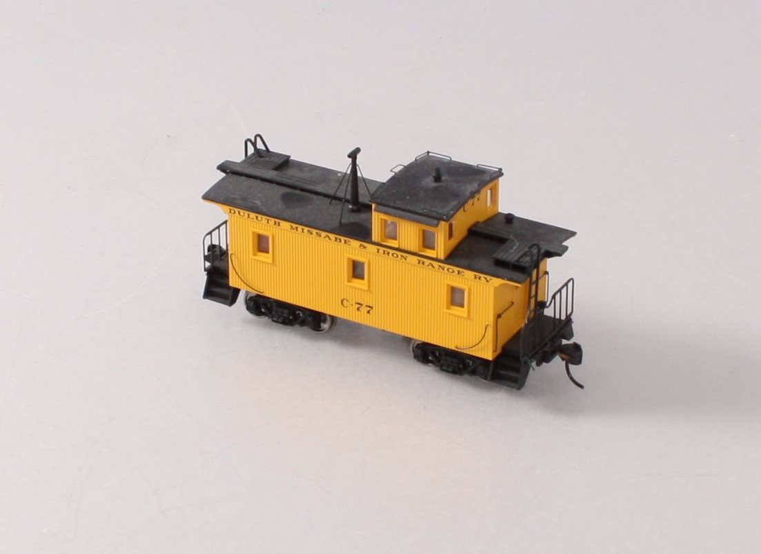 Walthers 932-7683 HO DMIR G2 Wood Caboose #C-77 LN/Box