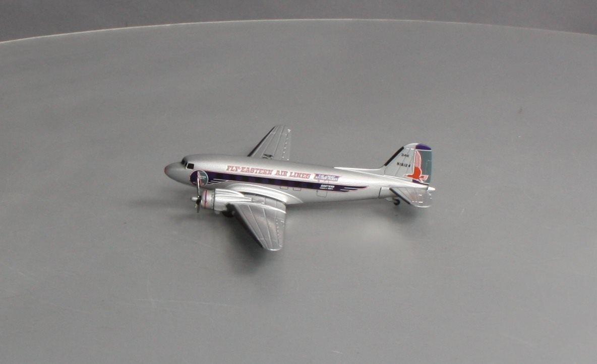 Corgi 47105 1:144 Diecast Frontier Airliners Douglas DC3 Eastern Airlines