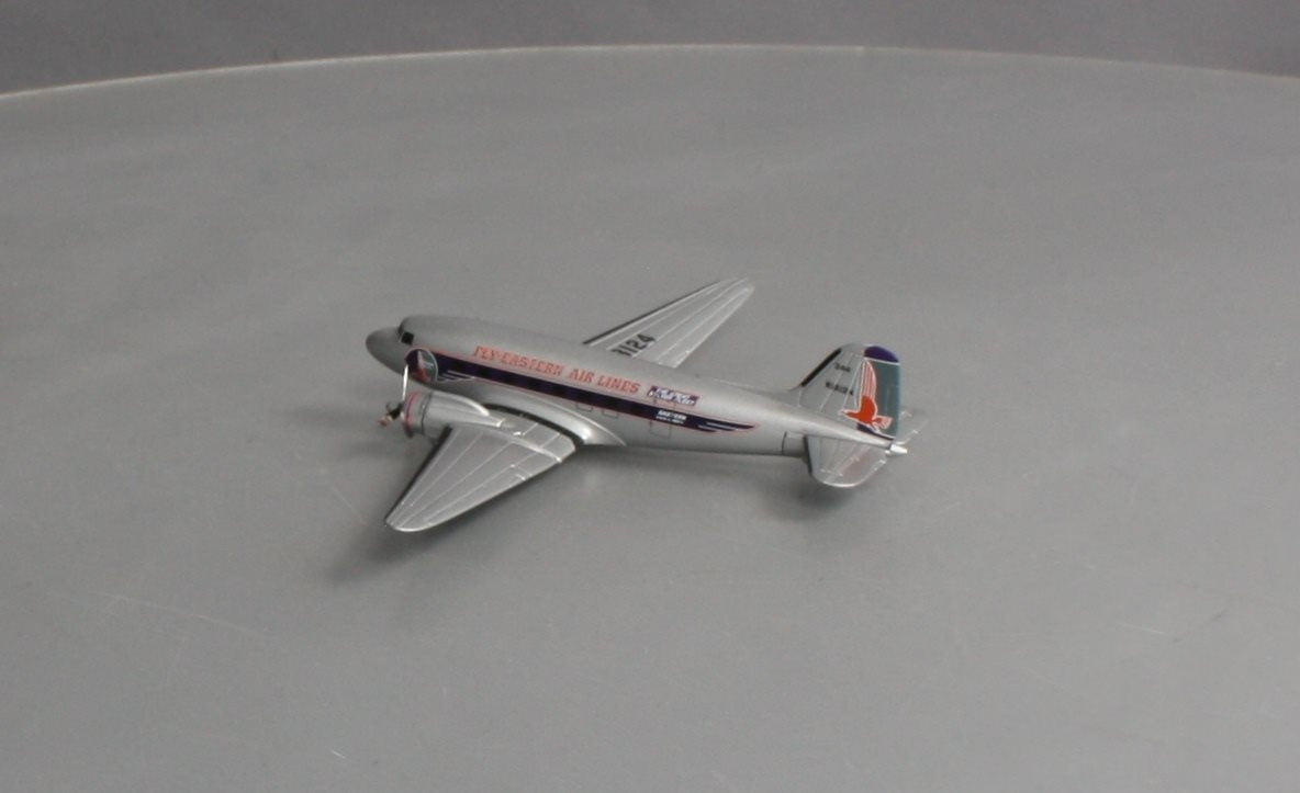 Corgi 47105 1:144 Diecast Frontier Airliners Douglas DC3 Eastern Airlines