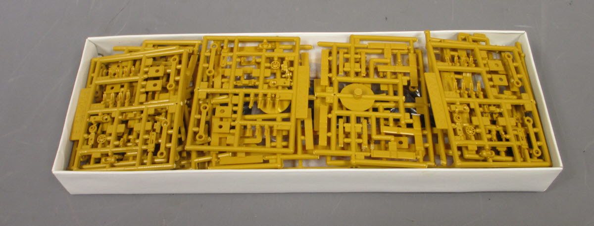 Walthers 932-3970 HO Scale Undecorated Double Stack Car Kit LN/Box