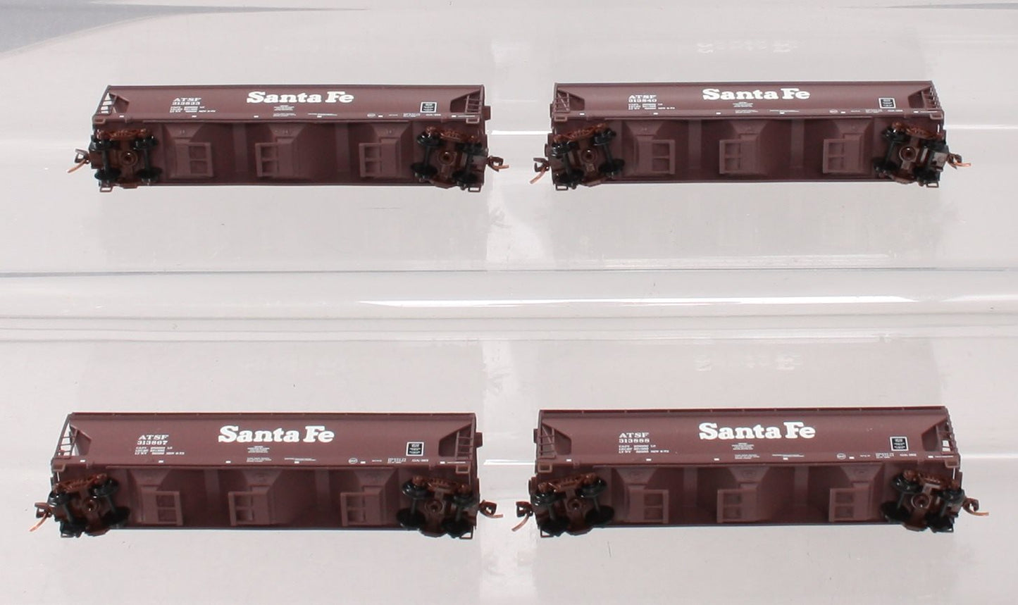Micro-Trains 99300020 N ATSF 4650 cu ft 3 Bay ACF Boxcar Runner Pack (Set of 4) LN/Box