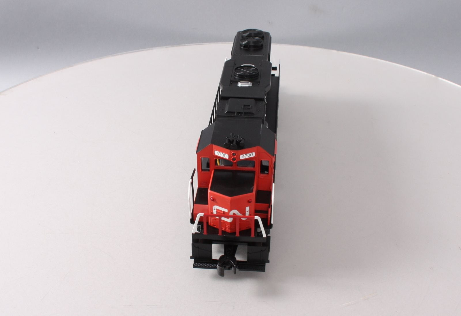 Williams 21224 O Canadian National EMD GP38 3-Rail Diesel Locomotive #4700 MT/Box