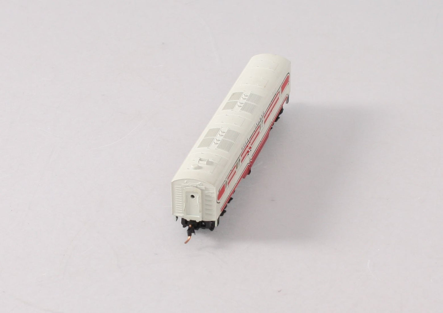 Life Like 7018 N Scale Rock Island E7 Non-Powered Diesel Locomotive B-Unit #634B